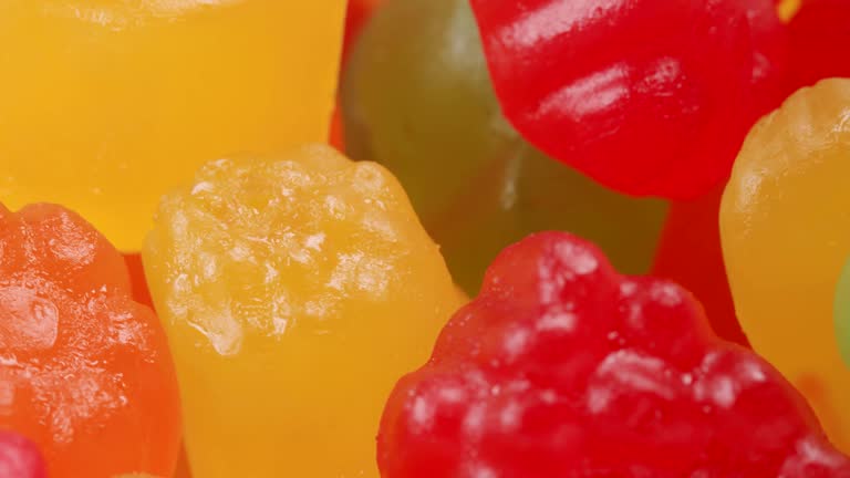 How HHC Gummies Compare to Other Cannabis Edibles